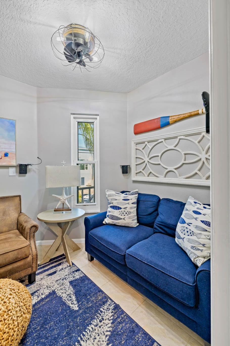 5 Bed3Bath Waterfront Pool Home With Full Gym, Office, And Heated Pool! Hernando Beach Dış mekan fotoğraf