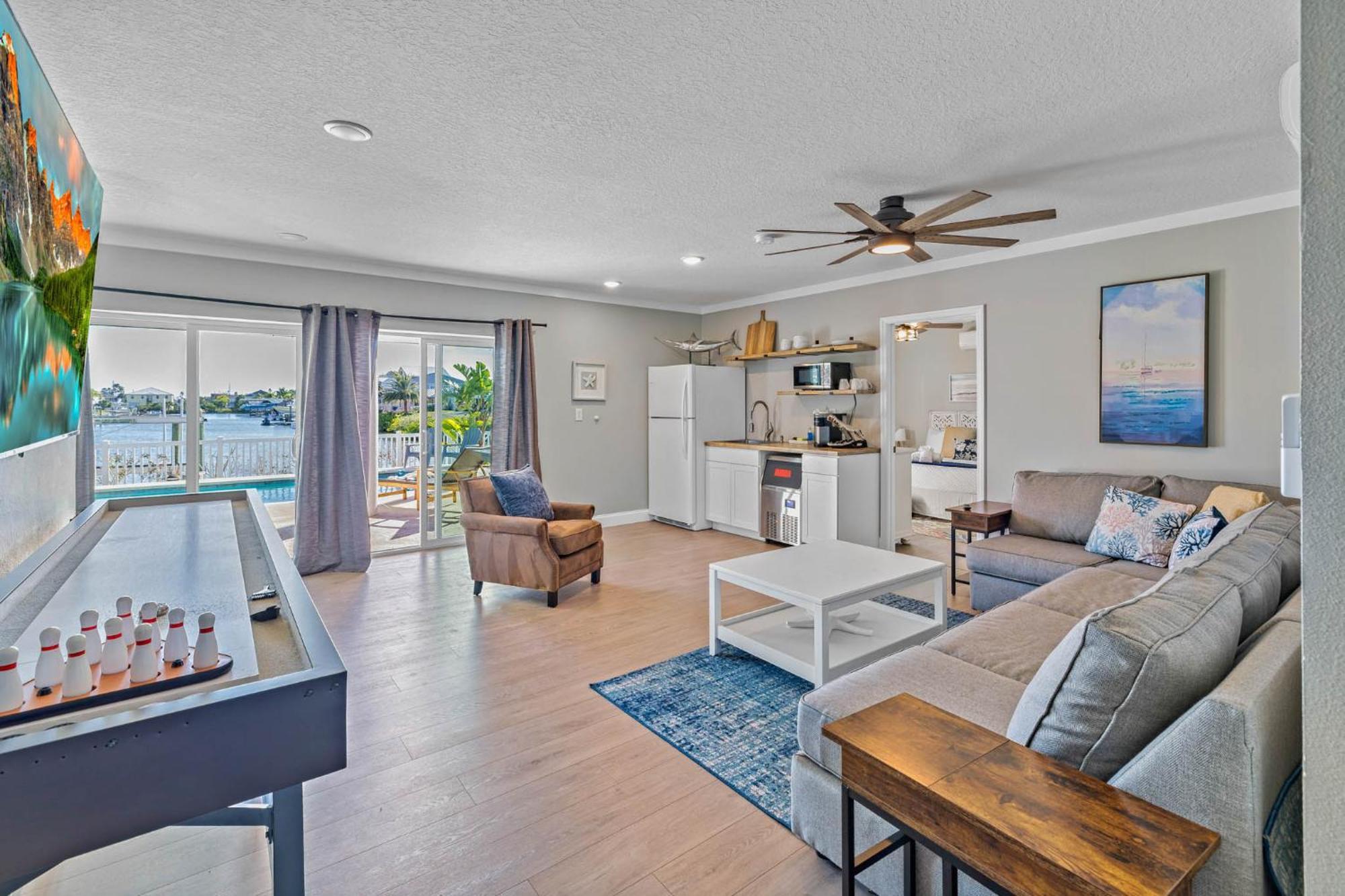 5 Bed3Bath Waterfront Pool Home With Full Gym, Office, And Heated Pool! Hernando Beach Dış mekan fotoğraf